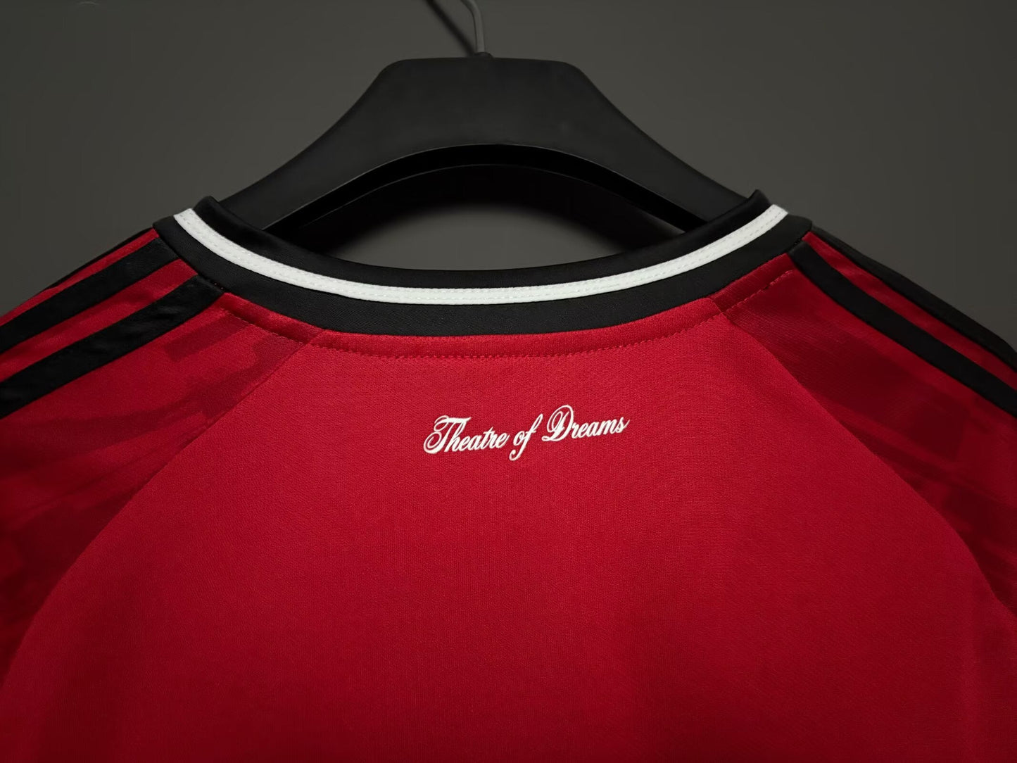 Manchester United Home jersey 2025/26 KitKart