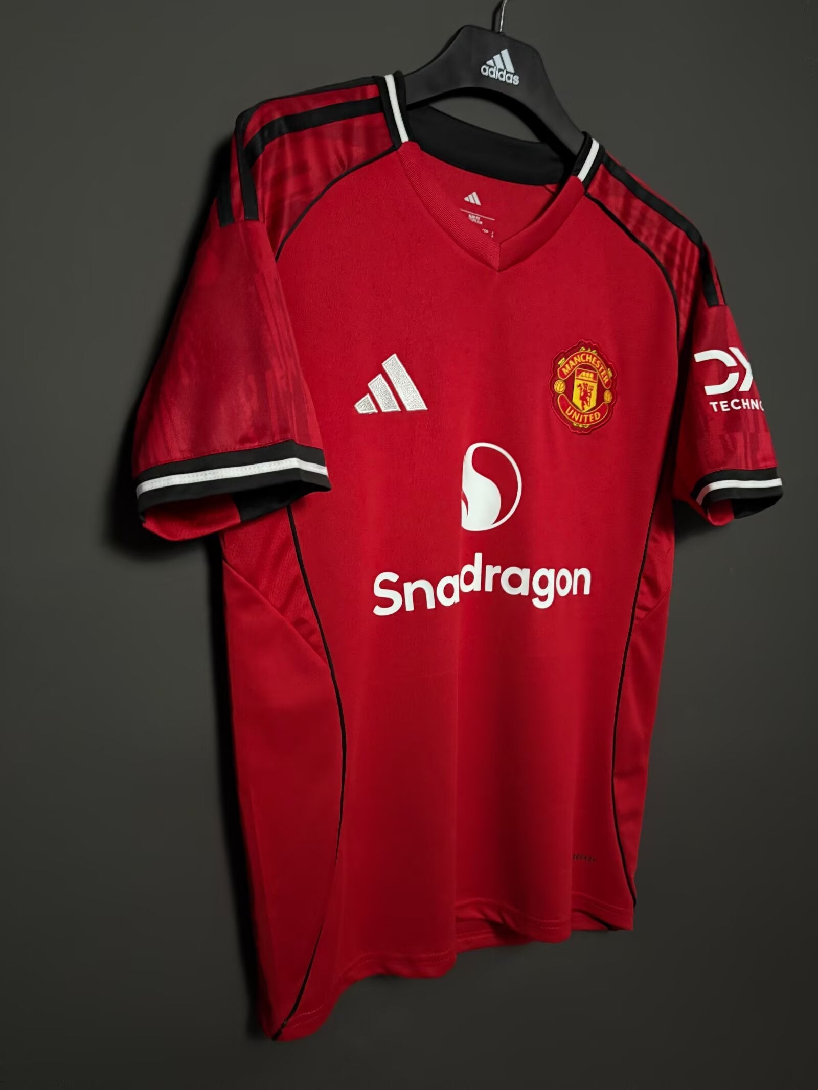 Manchester United Home jersey 2025/26 KitKart