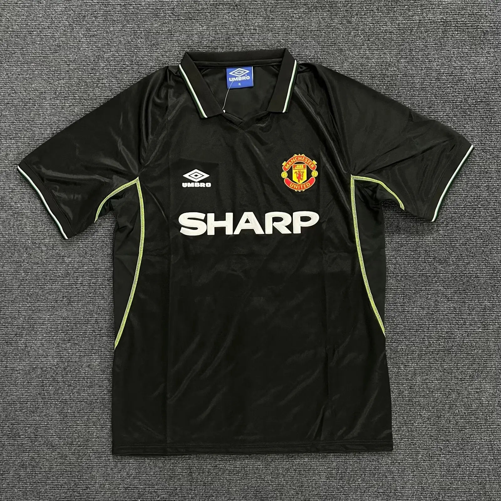 Manchester United 90s Retro Jersey KitKart
